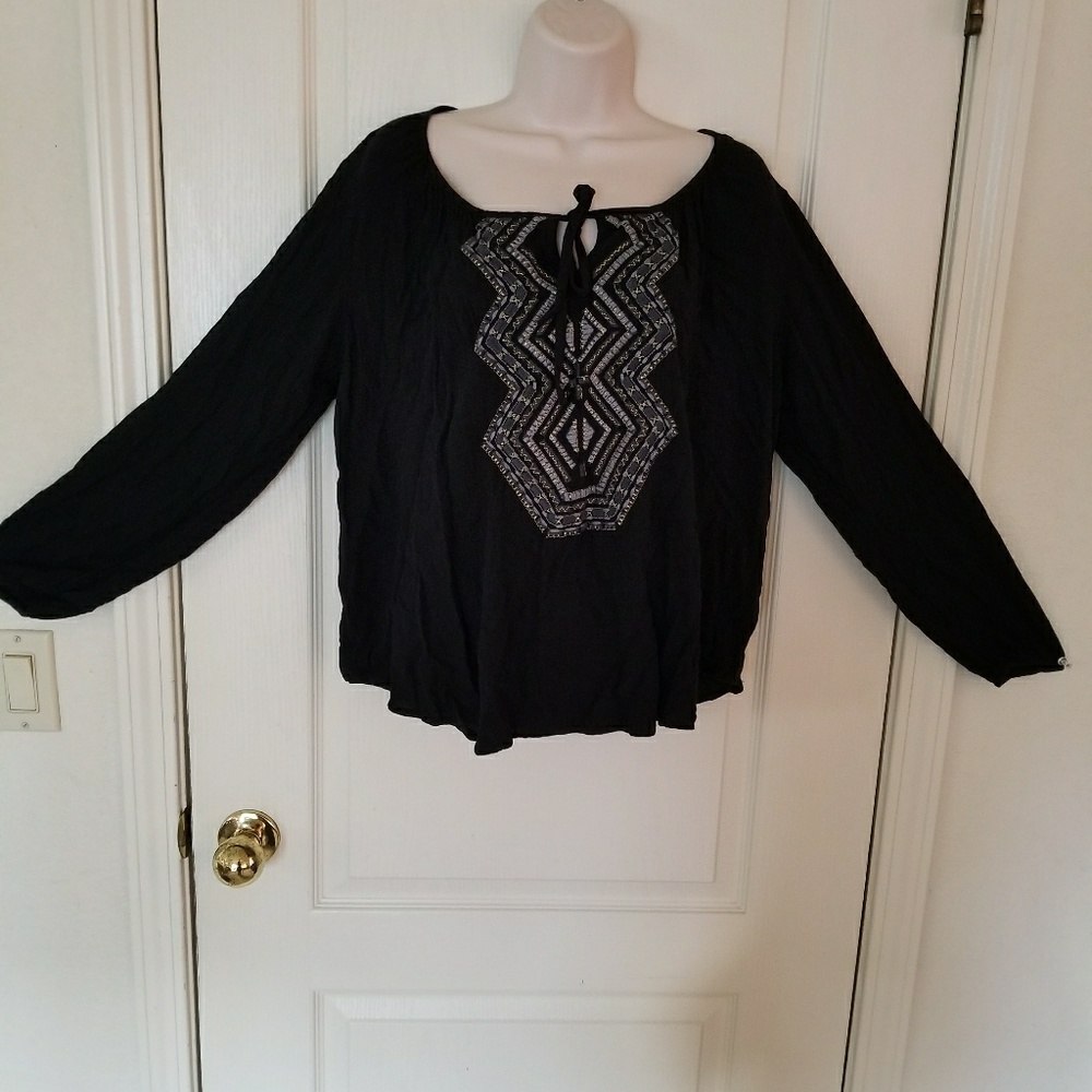 Black peasant print top
